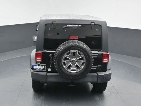 Used 2014 Jeep Wrangler Unlimited Rubicon w/ Connectivity Group image 14