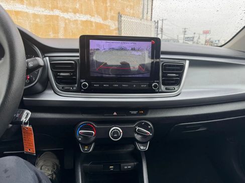 Used 2021 Kia Rio S image 25