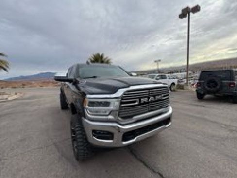 Used 2019 RAM 3500 Laramie image 7