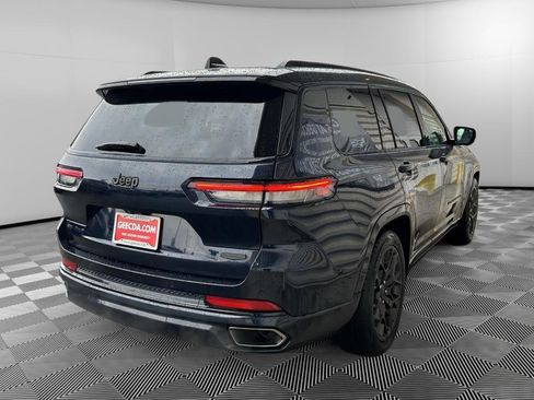 Used 2023 Jeep Grand Cherokee L Summit AWD/4WD image 4