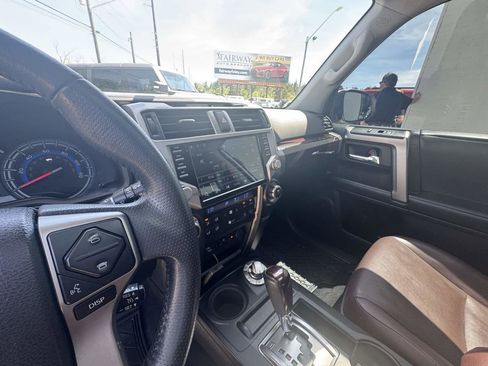 Used 2018 Toyota 4Runner SR5 image 19