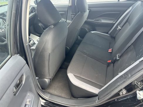 Used 2025 Nissan Versa S FWD image 32