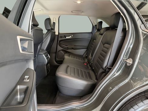 Used 2024 Ford Edge SEL w/ Convenience Package AWD/4WD image 12