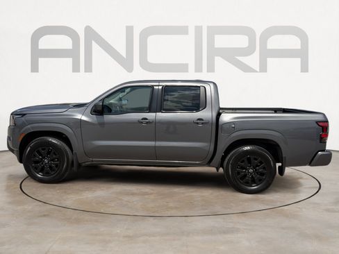 Used 2024 Nissan Frontier SV w/ SV Convenience Package RWD image 8