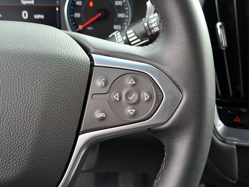 Certified 2023 Chevrolet Traverse LT FWD image 23