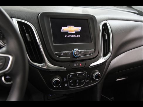 Certified 2024 Chevrolet Equinox LT AWD/4WD image 9