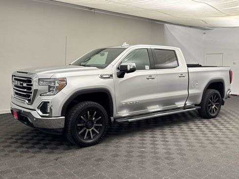 Used 2022 GMC Sierra 1500 SLT w/ SLT Premium Plus Package image 1