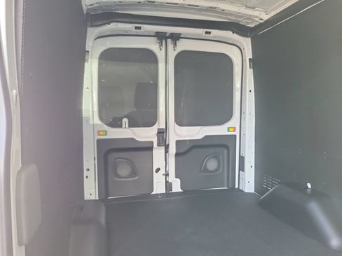 New 2026 Ford Transit 250 148 Medium Roof w/ Load Area Protection Package RWD image 14