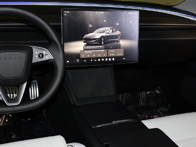 Used 2024 Tesla Model 3 Performance AWD/4WD image 16