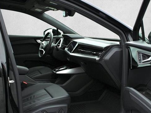 Used 2023 Audi Q4 e-tron Premium Plus w/ Premium Plus RWD image 20