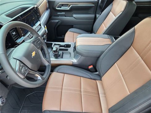 New 2025 Chevrolet Silverado 1500 High Country image 11
