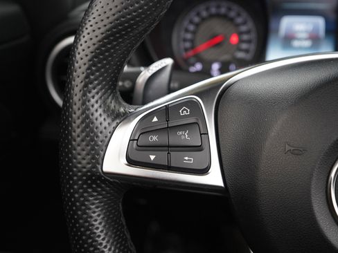 Used 2019 Mercedes-Benz AMG GT Roadster image 24