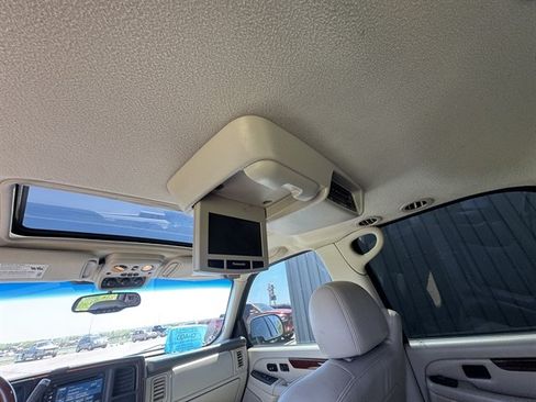 Used 2005 Cadillac Escalade AWD image 13