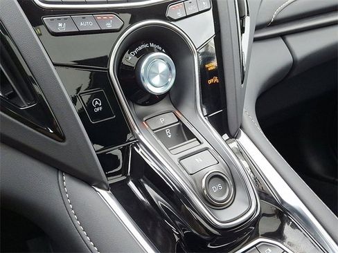 Certified 2025 Acura RDX SH-AWD w/ Advance Package image 16