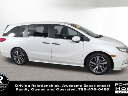 Used 2024 Honda Odyssey Touring image 2