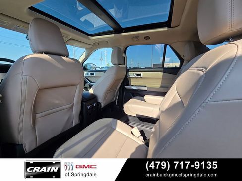 Used 2023 Ford Explorer XLT w/ Equipment Group 202A AWD/4WD image 29
