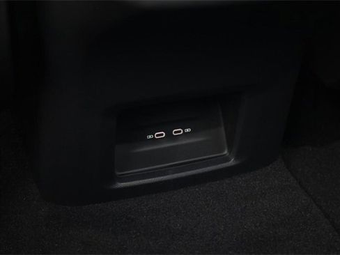 New 2026 Volkswagen Atlas Cross Sport SE image 21