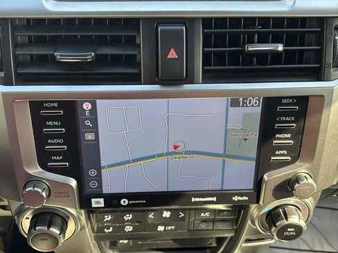 Used 2021 Toyota 4Runner Limited image 33