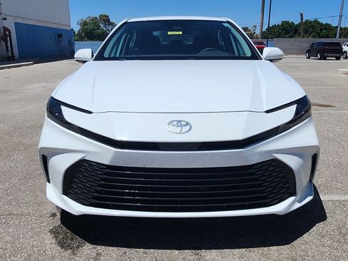 Used 2025 Toyota Camry LE FWD image 2