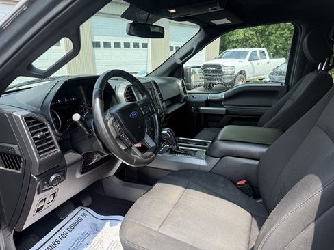 Used 2018 Ford F150 XLT w/ Equipment Group 302A Luxury AWD/4WD image 10