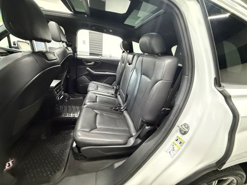 Used 2017 Audi Q7 3.0T Premium Plus w/ Premium Plus Package image 28