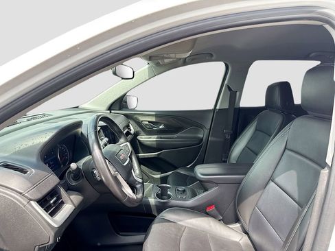 Used 2022 GMC Terrain SLT w/ Infotainment Package II FWD image 11