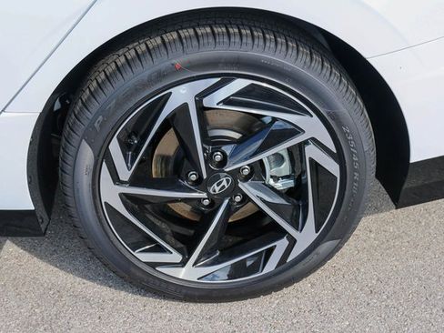 New 2026 Hyundai Sonata SEL image 5