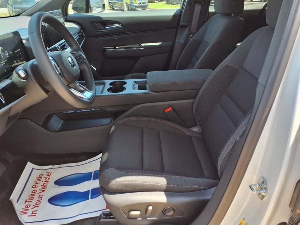 Used 2025 Honda Prologue EX image 13