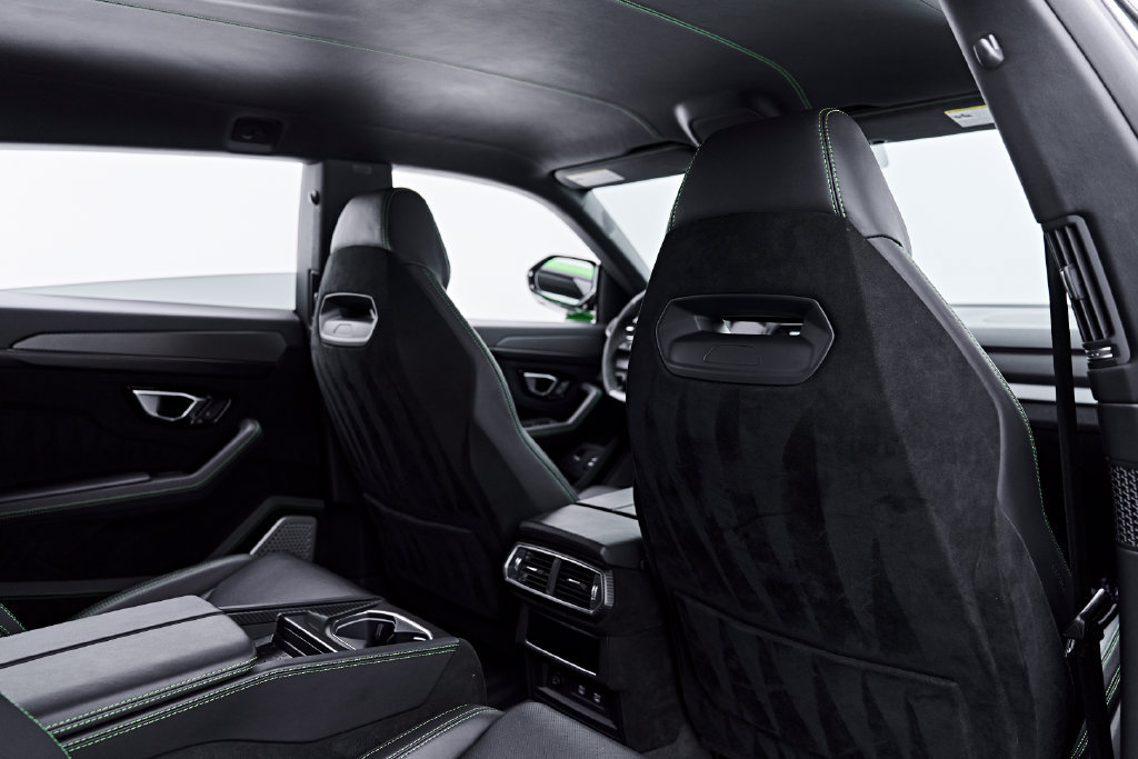 Used 2023 Lamborghini Urus Performante AWD/4WD image 52