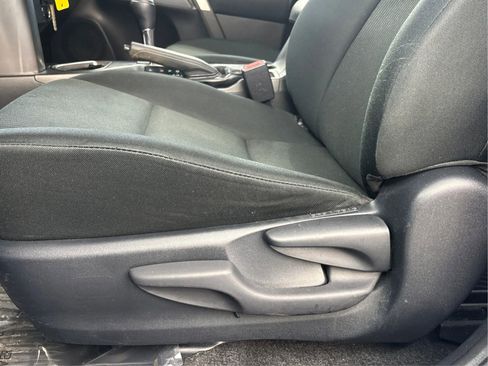 Used 2018 Toyota RAV4 LE w/ All Weather Liner Package AWD/4WD image 24