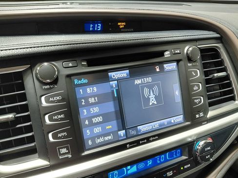 Used 2019 Toyota Highlander Limited Platinum AWD/4WD image 44