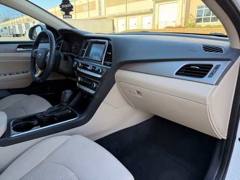 Used 2018 Hyundai Sonata SEL FWD image 24