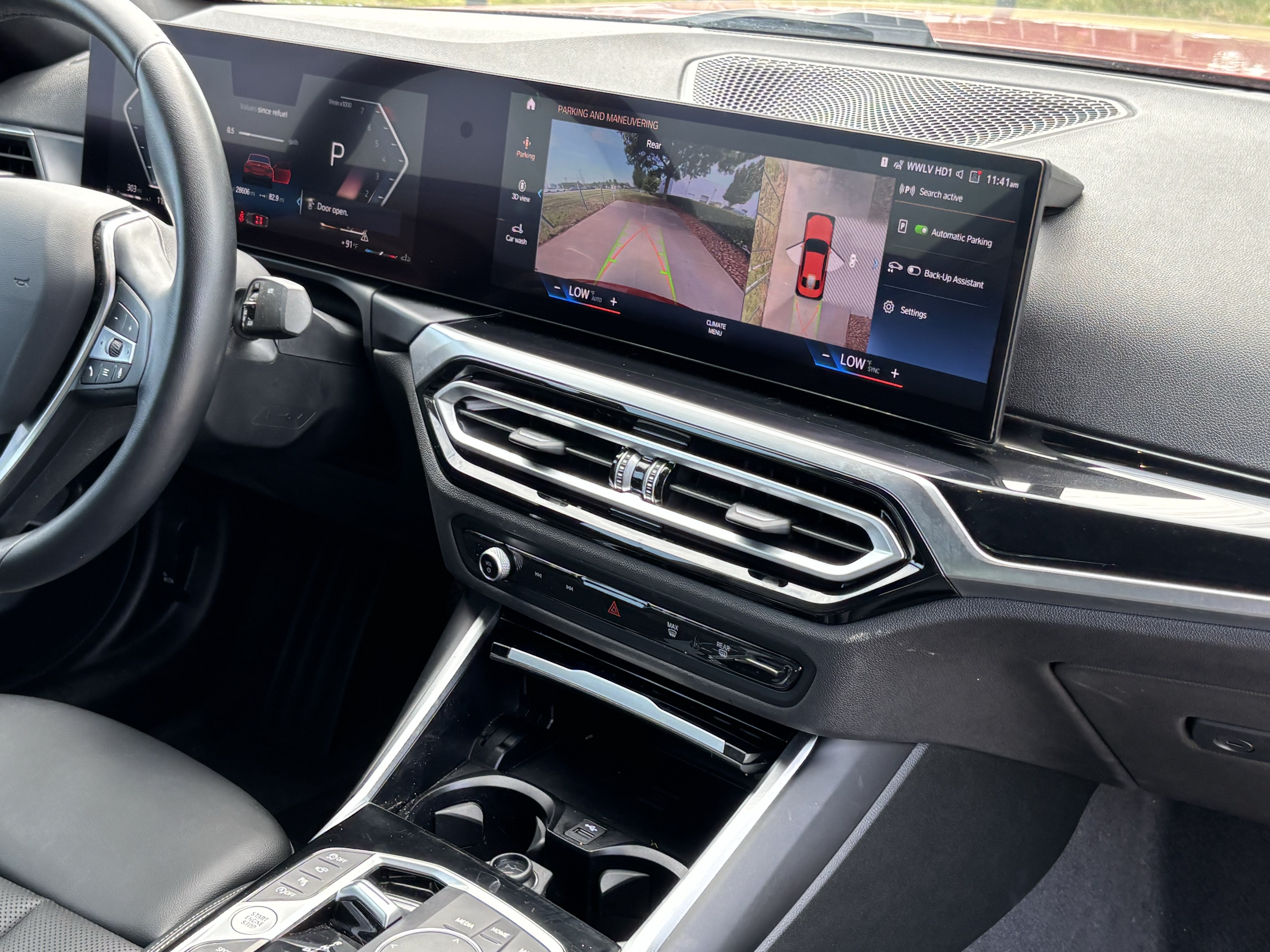 Used 2024 BMW 230i Coupe w/ Convenience Package RWD image 33