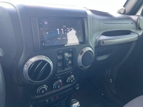 Used 2013 Jeep Wrangler Unlimited Sport AWD/4WD image 14