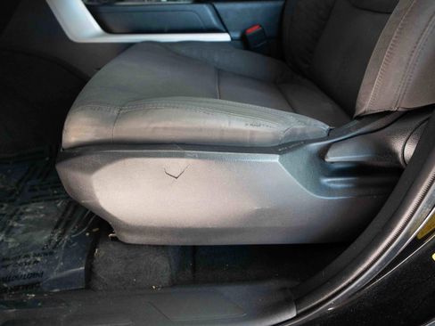 Used 2023 Toyota Tundra SR5 image 12