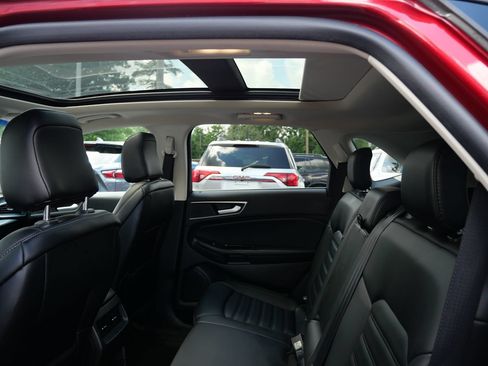 Used 2020 Ford Edge SEL w/ Cold Weather Package AWD/4WD image 22