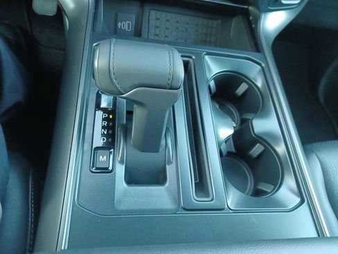 New 2025 Ford F150 Lariat w/ Equipment Group 502A High image 30