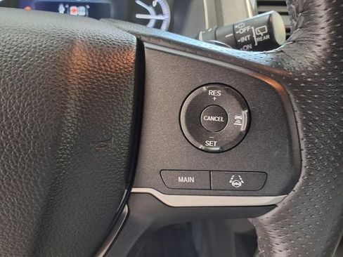 Certified 2025 Honda Passport EX-L image 9