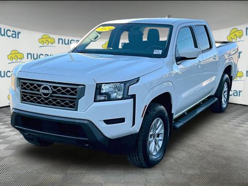 Used 2024 Nissan Frontier SV w/ Technology Package image 3