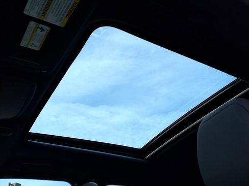 New 2025 Subaru Forester Premium image 4