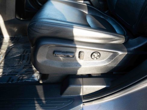 Used 2024 Honda Odyssey EX-L image 12