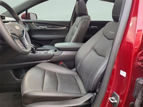 Used 2022 Cadillac XT5 Premium Luxury image 23