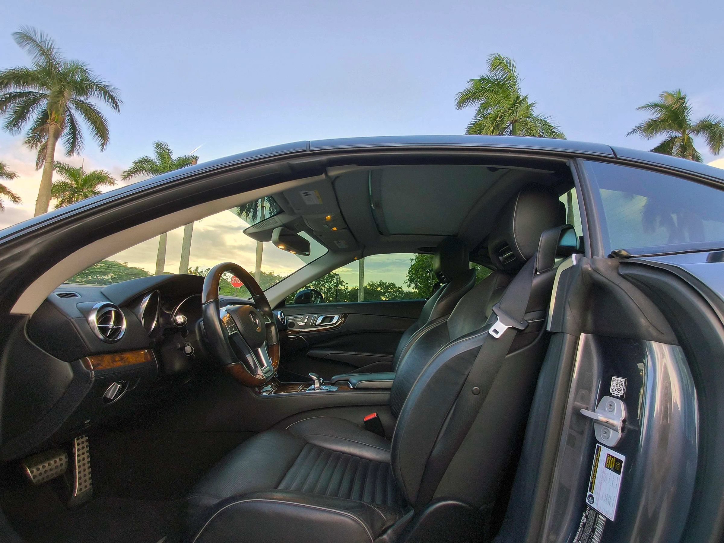 Used 2014 Mercedes-Benz SL 550 image 40