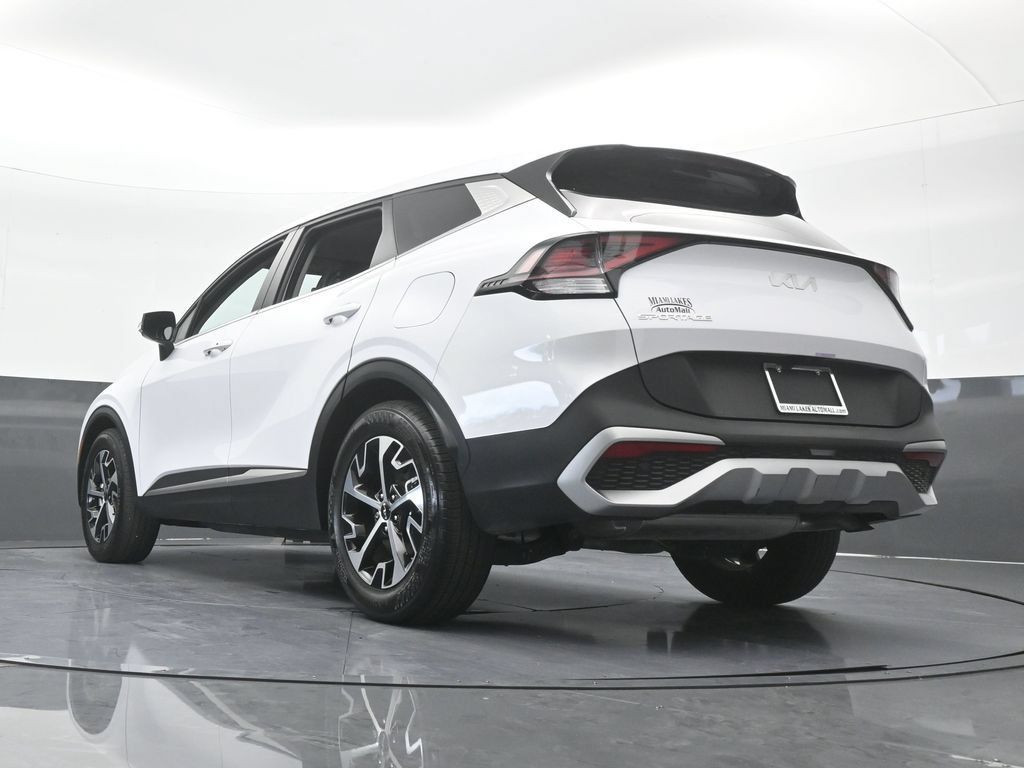 Used 2025 Kia Sportage EX FWD image 60