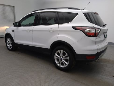 Used 2018 Ford Escape SE FWD image 3