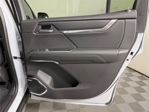 New 2026 GMC Acadia Elevation w/ Black Edition FWD image 15