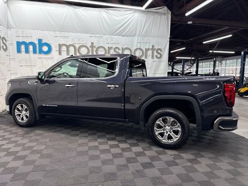 Used 2025 GMC Sierra 1500 SLT AWD/4WD image 3