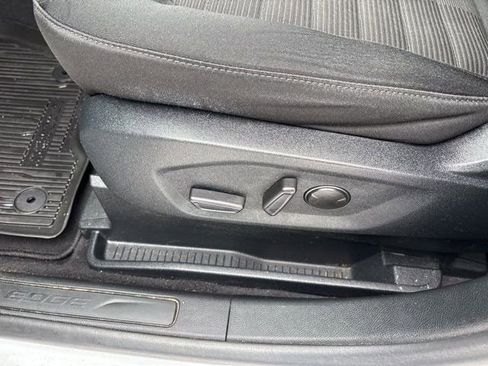 Used 2021 Ford Edge SEL w/ Convenience Package image 12