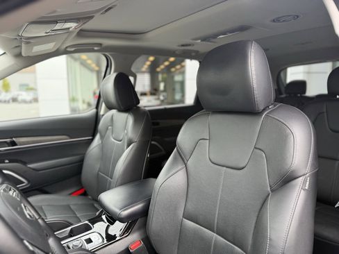 Used 2021 Kia Telluride EX w/ EX Premium Package image 11