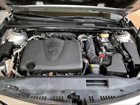 Used 2018 Toyota Camry XLE w/ Driver Assist Package FWD image 30
